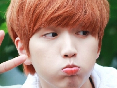 B1A4MϳɆTN(g)Y_(N)Ůц_Nతô