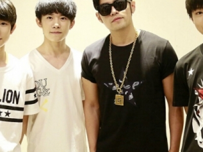 TFBOYSܽ܂ʣµʢġҕl~ ܽ܂ TFBOYS MINI݋mvMP3~