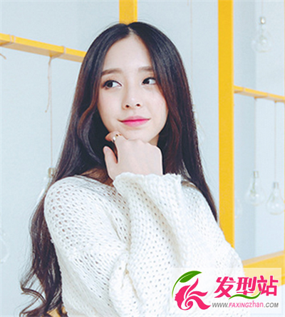 中分長(zhǎng)發(fā)造型