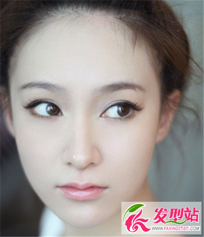 韓式盤發(fā)