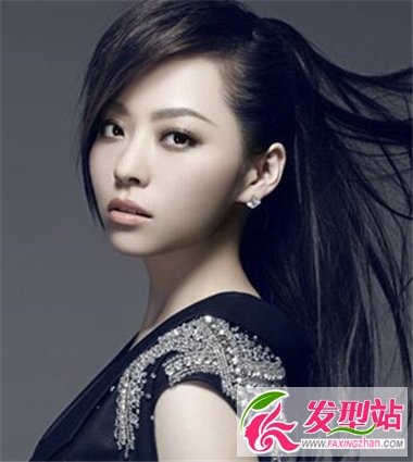 長(zhǎng)直發(fā)