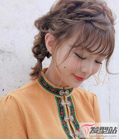 小清新女生扎發(fā)發(fā)型