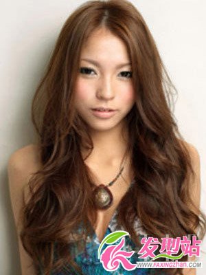夏日街拍最熱8款女人味發(fā)型 夏威夷風(fēng)