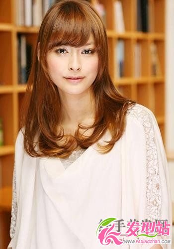 2010最前衛(wèi)的4款卷發(fā)時尚發(fā)型 2010最前衛(wèi)的4款卷發(fā)時尚發(fā)型