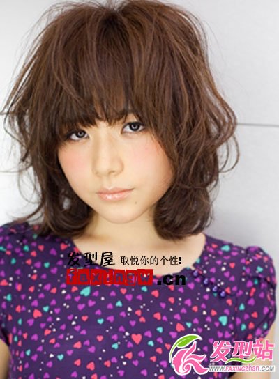 日本女生為我們演繹國(guó)字臉最適合什么發(fā)型