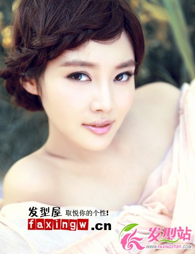 徐冬冬最新寫真清新感編發(fā)盤發(fā)性感迷人