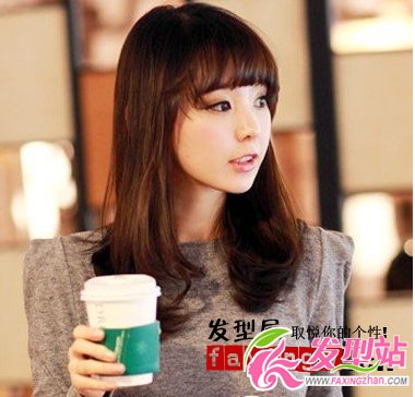 6款發(fā)型讓你變身美麗俏佳人