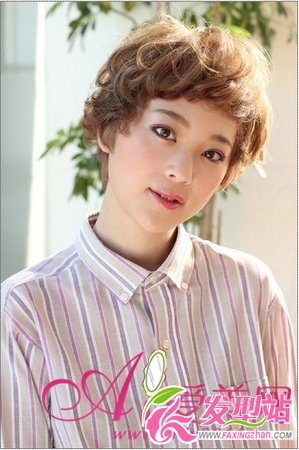 大膽創(chuàng)意百分百 初夏時尚短發(fā)隨你挑