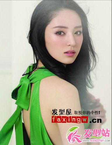熱播《婆婆也是媽》女主角董璇迷人氣質(zhì)長(zhǎng)直發(fā)