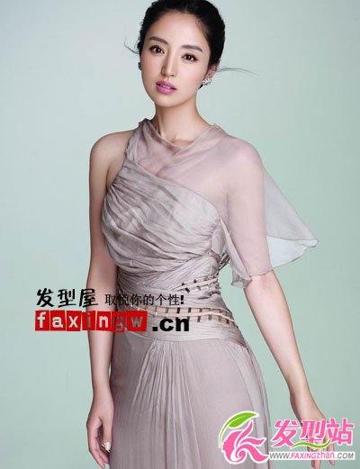 熱播《婆婆也是媽》女主角董璇迷人氣質(zhì)長直發(fā)