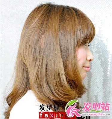 國字臉女生適合發(fā)型 梨花頭塑造小顏
