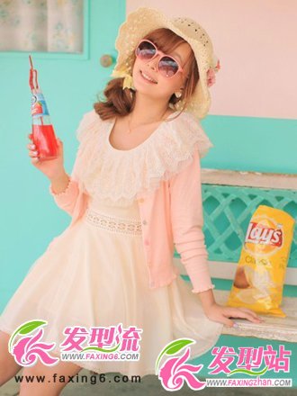 玩轉(zhuǎn)夏日最新發(fā)型設(shè)計盡顯女人風情