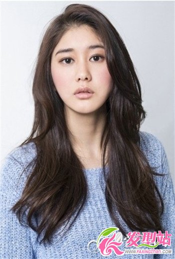 及腰長發(fā)選擇什么樣的發(fā)型 最新長發(fā)女生柔情甜美發(fā)型