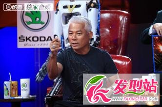嗑著瓜子的貓